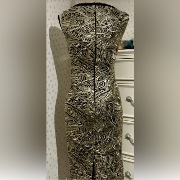 Alex Marie Gatsby Sleeveless Sequin Embroidered Sheath Dress Black & Metallic - Picture 4 of 5